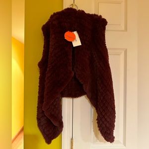 (Size M) Patrizia Luca Faux Fur burgundy vest (WITH TAGS)